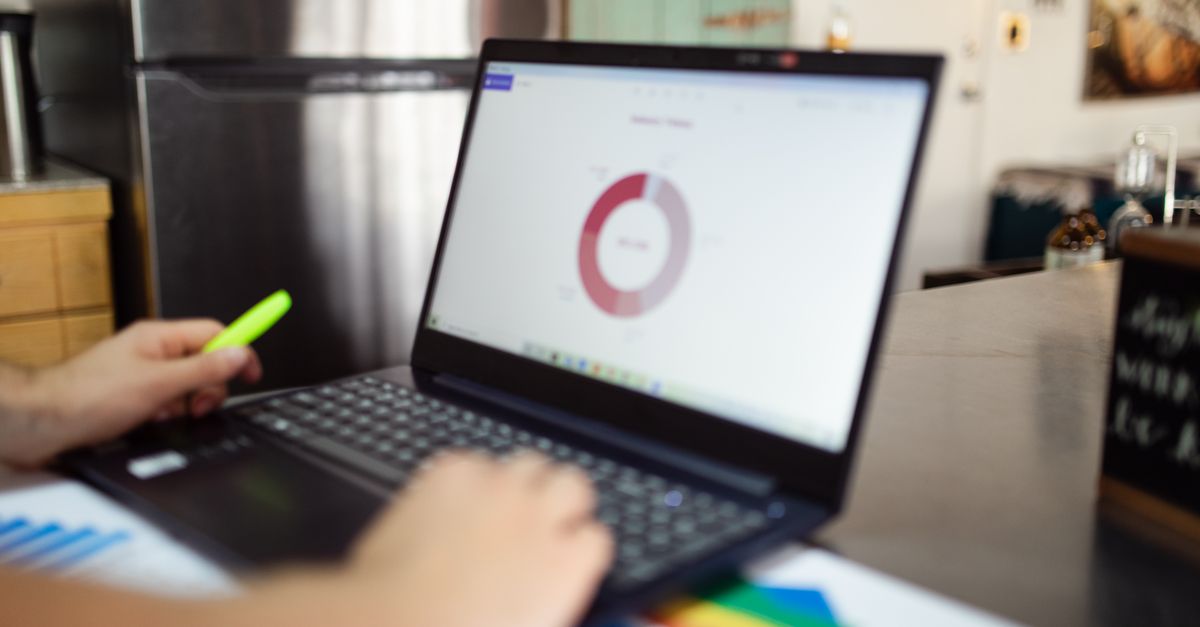 laptop analytics screen