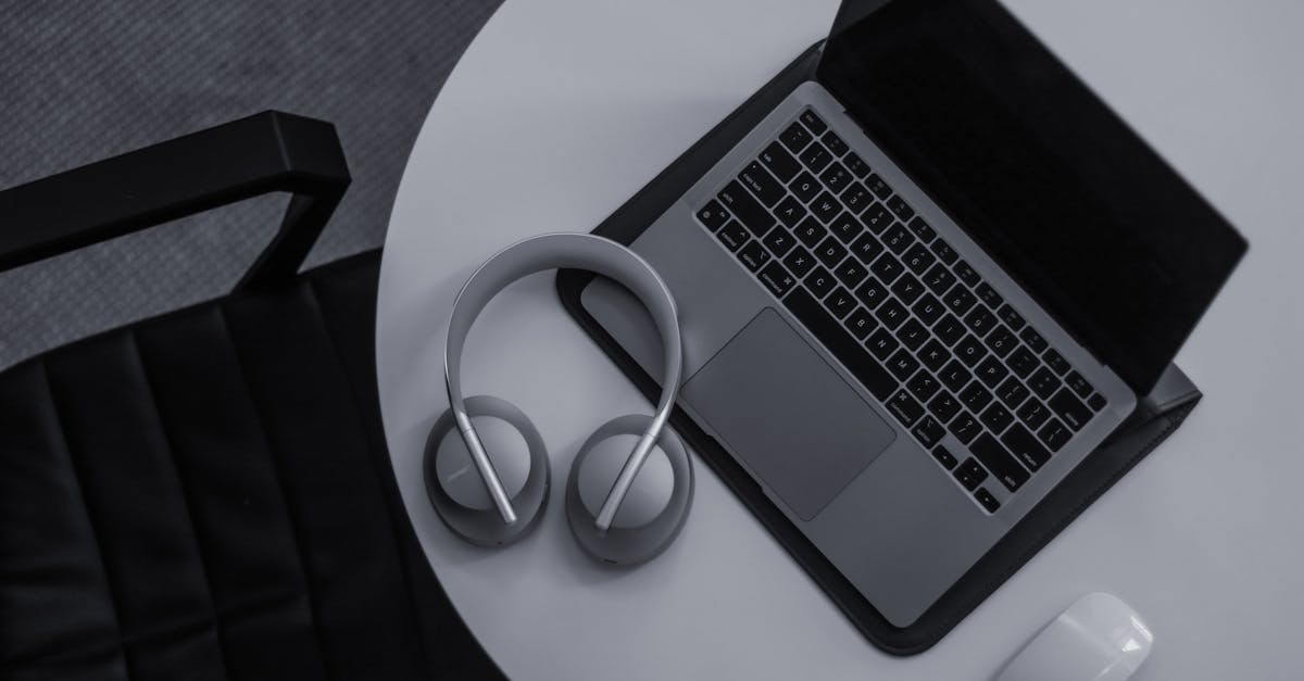 laptop headphones desk